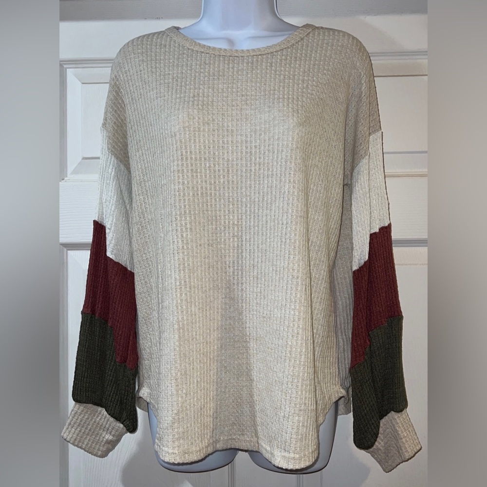 7th Ray cream colored long sleeve shirt
